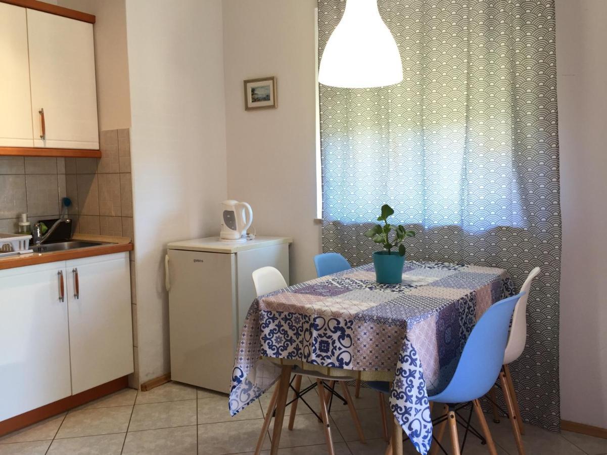 Apartman Mara Premantura Exterior foto